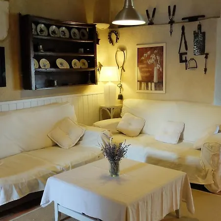 Domaine De Layaude Basse Bed & Breakfast *